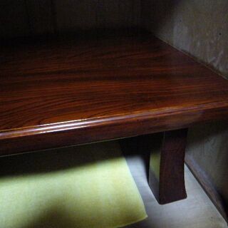 木彫のテーブル！