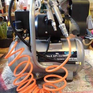 【店舗同時販売中】D2　オイルレスコンプレッサー　静音タイプ【店頭ご来店購入限定】