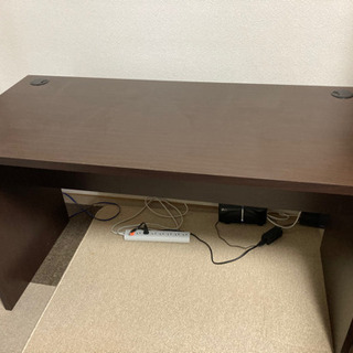 【ネット決済・配送可】木製PCデスク
