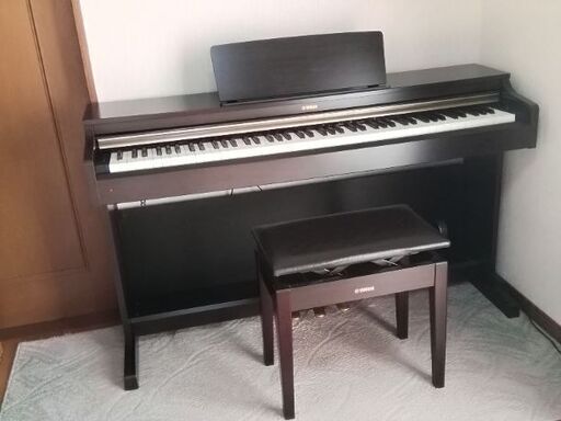 (お譲り先が決定しました)　YAMAHA　電子ピアノ　2016年製