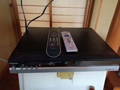 東芝　地デジチューナー・ＨＤＤ内蔵　DVDレコーダー　2007年製