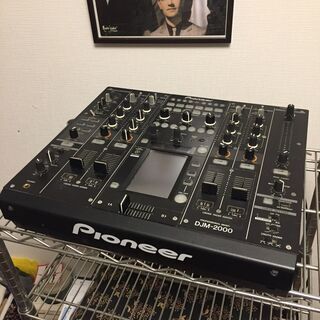 DJミキサー　Pioneer DJM-2000