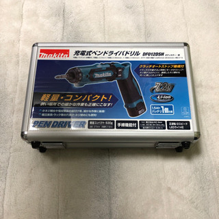 充電式ペンドライバドリルの充電器