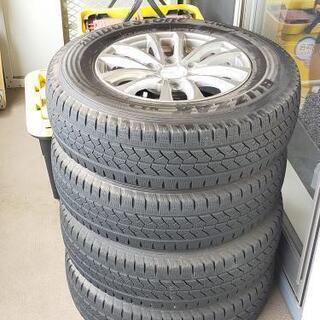 ハイエース　アルミ＆スタッドレス