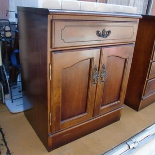 カリモク家具　2点まとめて　中古