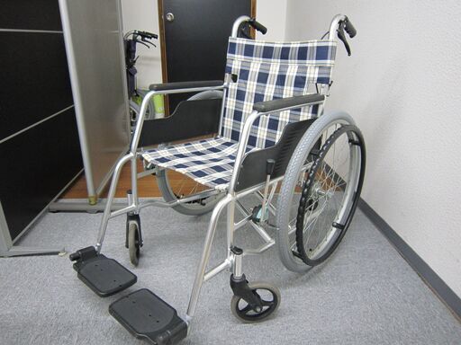 【中古】　車イス　マツナガ製　自走式　タイヤ、チューブ左右新品交換済み