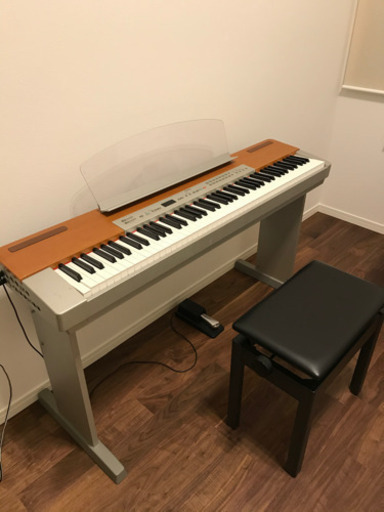 ヤマハ　電子ピアノ　P120