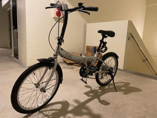 折り畳み自転車　新品試乗のみ