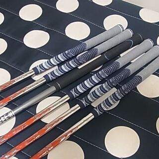 ミズノ JPX850 フォージド アイアンセット。７番のみオロチ55/R。 