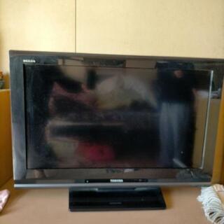 REGZA32型テレビ　傷あり