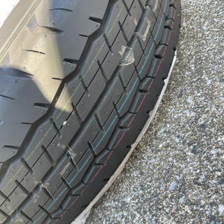 ハイエース6型　新車外し　タイヤ4本セット