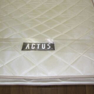 R069 高級 ACTUS シングルベッド、マットレスセット 良品 - 家具