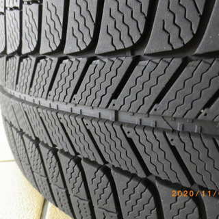 美品！ポルシェカイエン 255/55R18 スタッドレス&アルミホイール4本