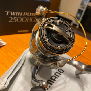 シマノ　15ツインパワー2500HGS 