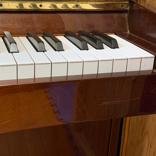 Kawai アップライトピアノ「CL4MW」