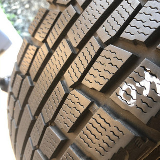195/65R15 ヨコハマ スタッドレス ヴォクシー セレナ プリウス 他
