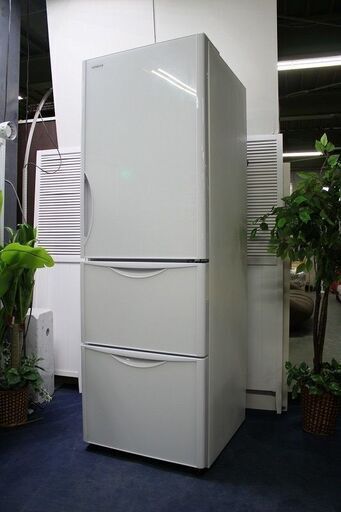 R2255) 日立  中古 HITACHI 375L 3ドア 冷蔵庫 R-S38JV 自動製氷 真空チルド. 2019年製! 冷蔵庫 店頭取引大歓迎♪