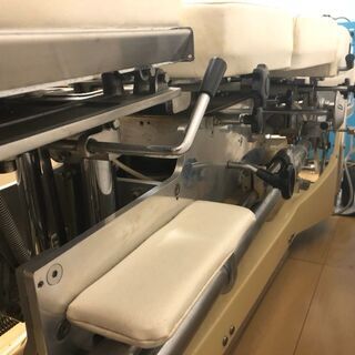 タカラベルモント　トムソンベッド　DM-1000N
