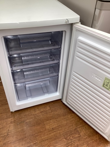 SHARP1ドア冷凍庫のご紹介です。