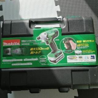 マキタ　インパクトドライバー　M695D