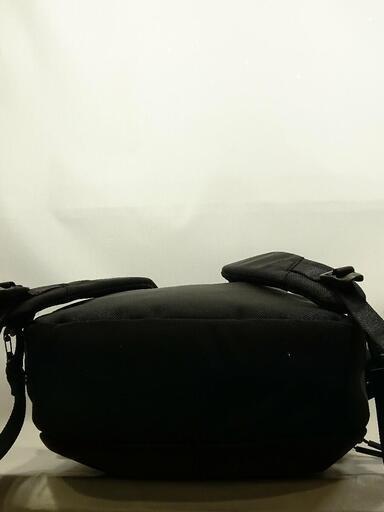 UNITED ARROWSで購入したAerのtravelバックです。