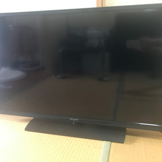 シャープ　40型液晶テレビ