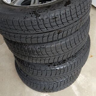 スタッドレスタイヤ ミシュランX-ICE ホイール付日産キューブに使用