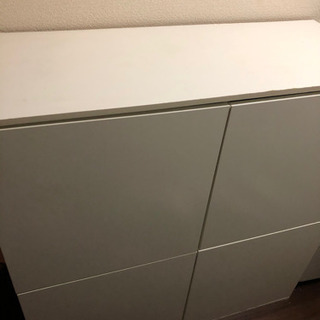 【急募！14日まで0円】IKEA 棚　食器棚　キャビネット　白　...