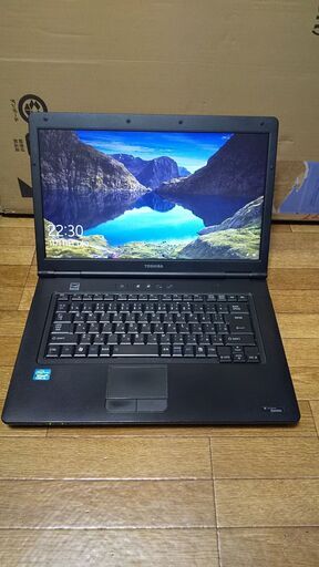 東芝　第3世代Core i5搭載 メモリ　4G　SSD120G　CDDVD読み書き Wifi対応　大画面15.6インチ　最新Windows10搭載　代引き可能