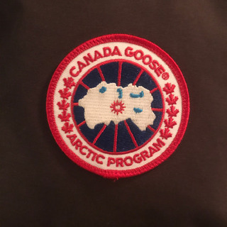 カナダグース　Canada gooseベスト　ダークブラウン