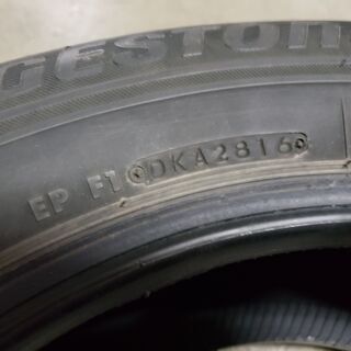2016年製 215/60R16 ﾌﾞﾘﾁﾞｽﾄﾝ VRX ｽﾀｯﾄﾞﾚｽﾀｲﾔ①