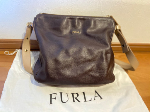 完成品 【超美品】本革 FURLA ショルダーバッグ フルラ その他