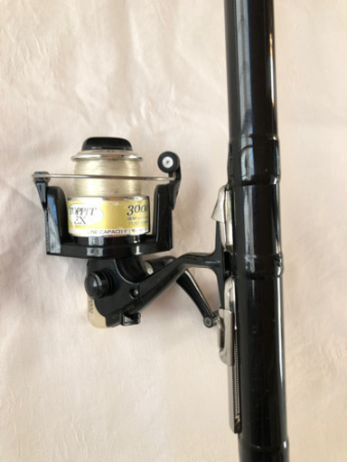中古 投げ竿 Black Surf 360 と Toppit Ex 3000 リールセット サビキ釣り 太刀魚釣り 鯉釣り 投げ釣り 海釣 バーサー 六甲道のその他の中古あげます 譲ります ジモティーで不用品の処分