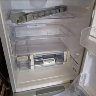 日立冷蔵庫 265L 2013年製 3ドア 自動製氷 真空チルド ノンフロン冷凍