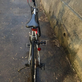 ロードバイク　シルバー　美品　チェーン錆有り　ドリンクホルダー付き ロードバイク シルバー 美品 チェーン錆有り ドリンクホルダー付き