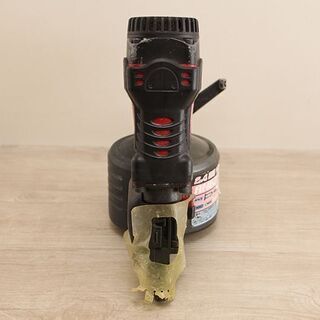 マキタ makita　高圧エア釘打ち機　AN620H(D3724haxY)