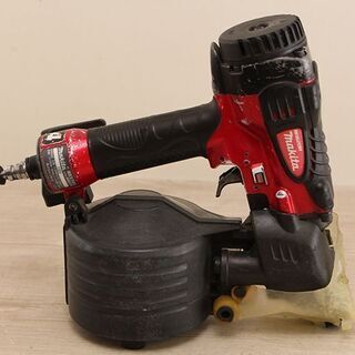 マキタ makita　高圧エア釘打ち機　AN620H(D3724haxY)