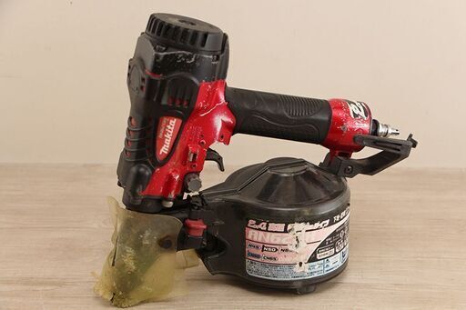 マキタ makita　高圧エア釘打ち機　AN620H(D3724haxY)