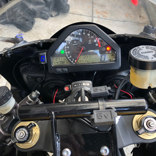 CBR1000RR SC57 前期 国内セミフルパワー仕様 - バイク