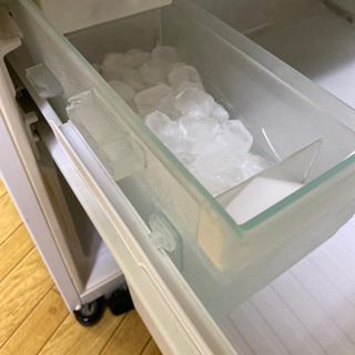ドラマで良く登場する冷蔵庫です