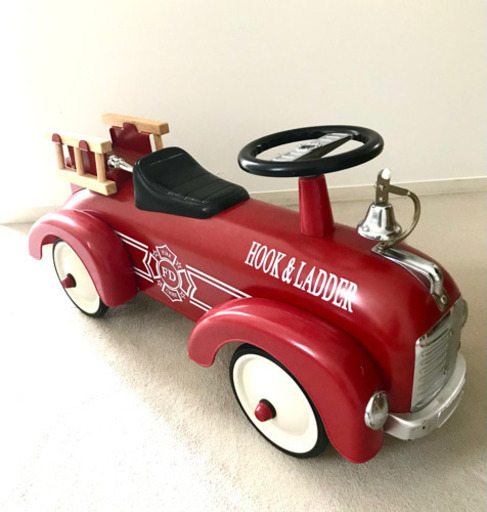 メーカー希望小売価格から30 Off アルタバーグ 乗物玩具 消防車 Hook Ladder 在庫残りわずか