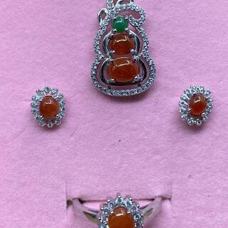 ネックレス ピアス 3点セット フリーサイズ 本翡翠 ヒスイA貨 赤 ひょうたん 本物保証