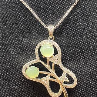 本翡翠　k18氷種花柄福葉ネックレストップ necklace40-1.jpg