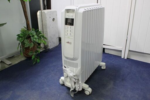 R2284) DeLonghi 中古 デロンギ オイルヒーター QSD0915-WH その他家電 店頭取引大歓迎♪