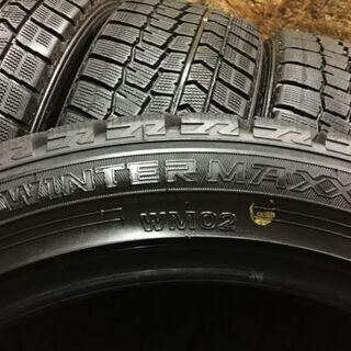 DUNLOP WINTER MAXX WM02 215/45R17 17インチ スタッドレス 4本 2018年製 レクサスCT プリウス アテンザスポーツ等　(VTN292) クレジットカード QR決済可能