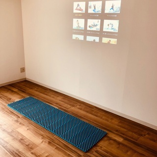 プロジェクター付き照明popIn Aladdin1