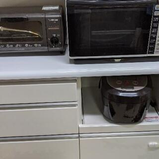 食器棚　キャスター付ごみ箱　セットで　ニトリ