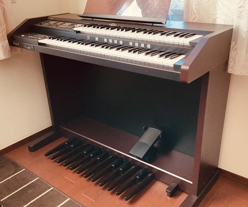 鍵盤楽器、ピアノ Roland AT15