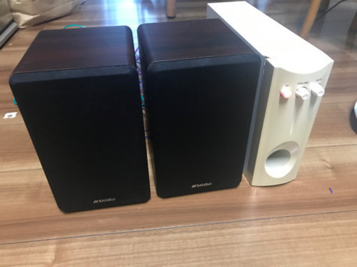 SANSUIスピーカー 新品同様 ＋アンプ（ウーハー内蔵） SANSUIの真空管