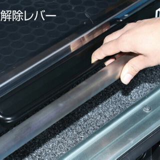 ハイエース、キャラバン用スライドフロア